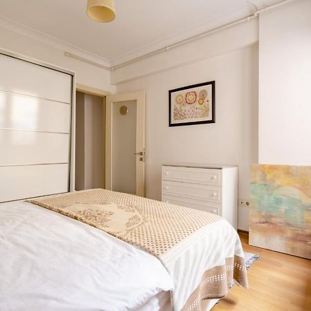 Cozy Flat Near Nisantasi And Trendy Attractions Apartment Istanbul Exterior photo